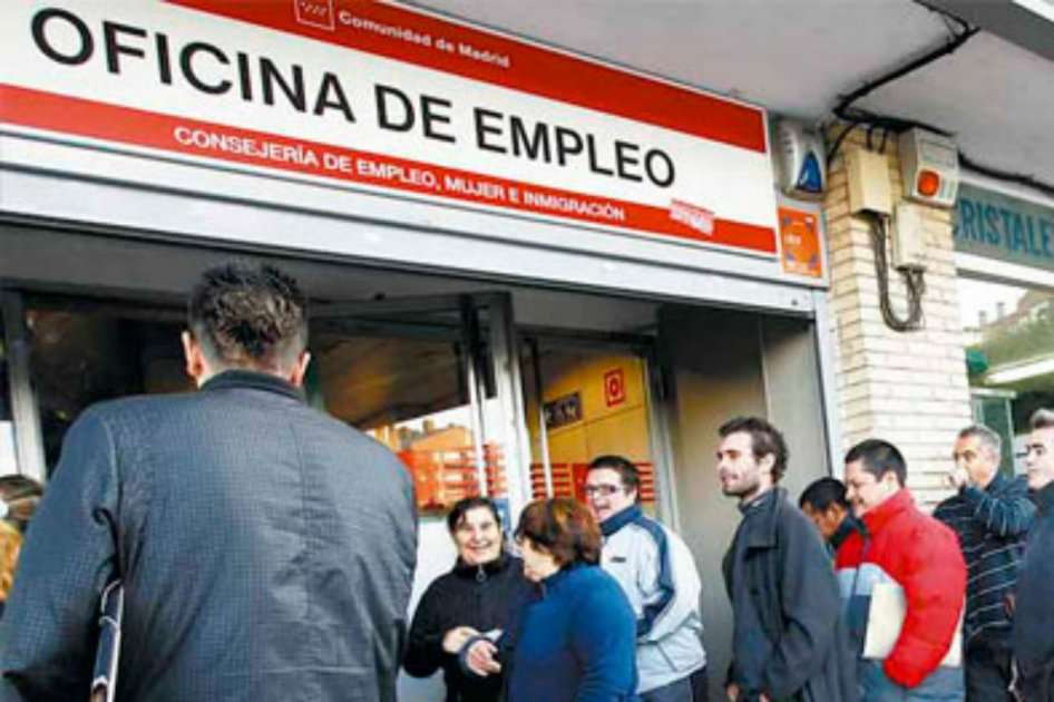 El país contaba a fines de diciembre con 253.627 parados menos respecto al mismo periodo del año anterior.