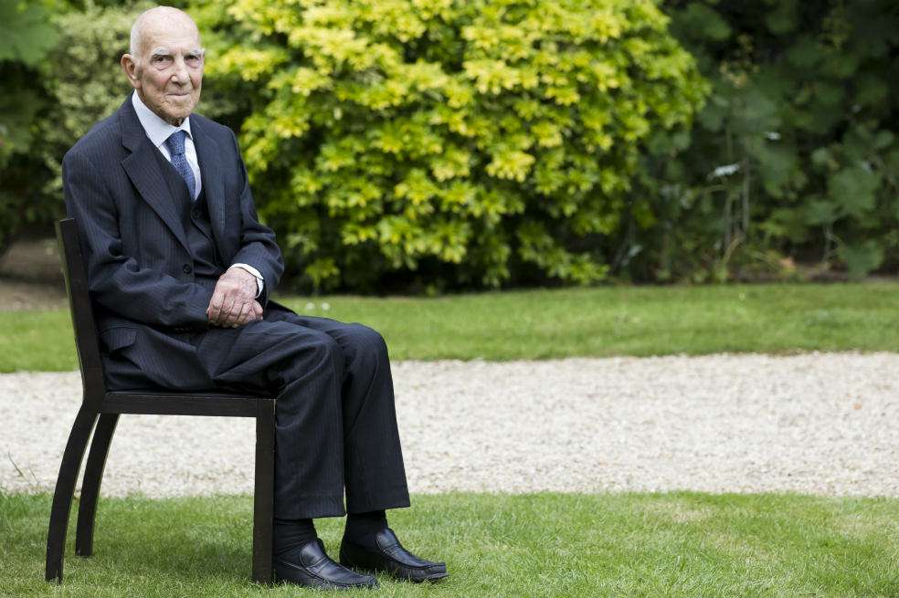 Pensador, escritor, diplomático y resistente francoalemán Stéphane HesseL. /EFE