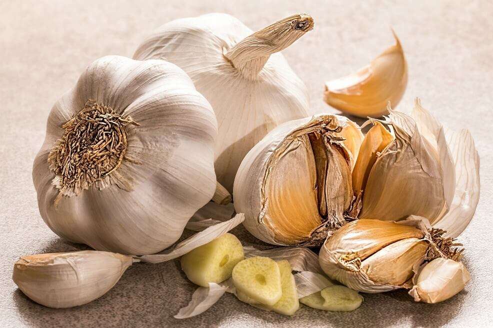 El ajo es uno de los alimentos que más se usa en la comida para realizar ciertas preparaciones pero ¿Qué ventajas tiene?