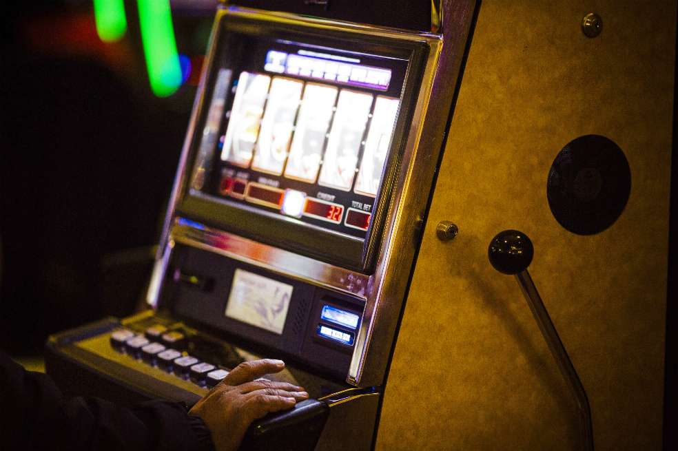 Actualmente, los juegos de azar representan 2 % del PIB nacional, superando actividades como las obras civiles (1,1 %) y el carbón (0,7 %).