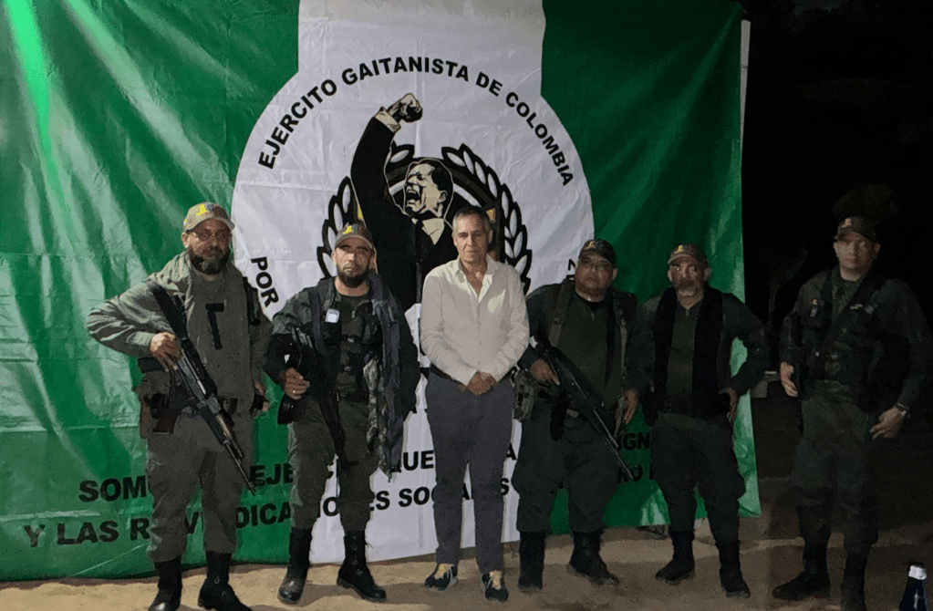 La cita entre los miembros de ambas delegaciones se dio seis meses después de la publicación de una resolución presidencial que abría la puerta a un diálogo con esa estructura.
