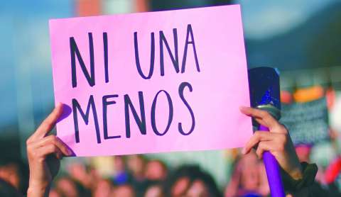 Repudio en Carmen de Bolívar por feminicidio: la mujer fue enterrada en su casa