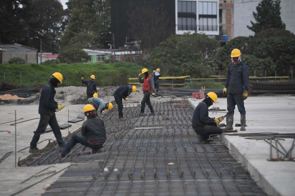 Etapa de construcción del nuevo centro de eventos Vive Claro, escenario para conciertos de Ocesa