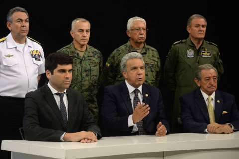 Lenín Moreno traslada su gobierno a Guayaquil acechado por la gigantesca marcha indígena