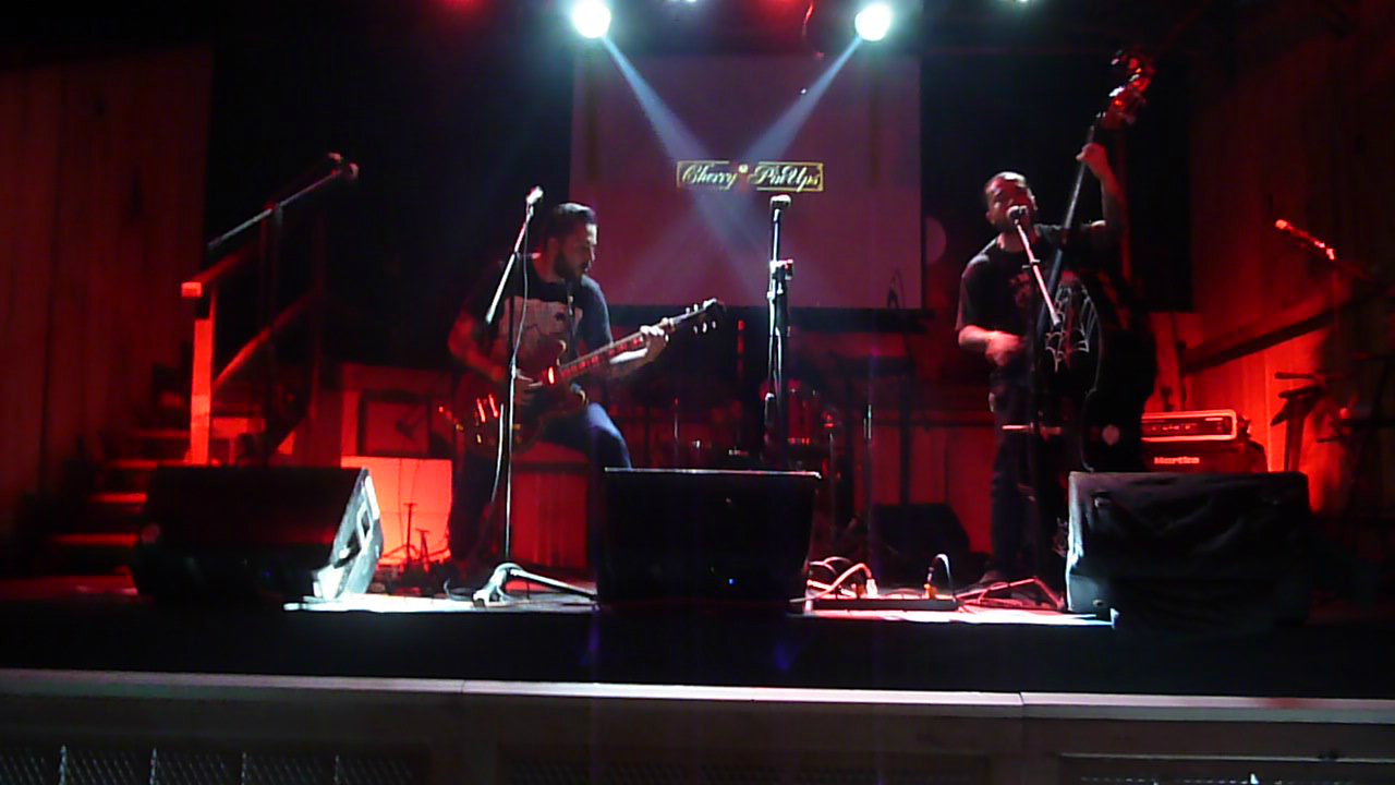 Salidos de la Cripta, una banda de psycobilly, se presentó en los Premios de Música Emergente Re-Sonando. / Cortesía