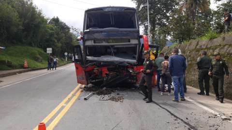 Dos accidentes viales en Cundinamarca dejan 3 muertos y 44 lesionados