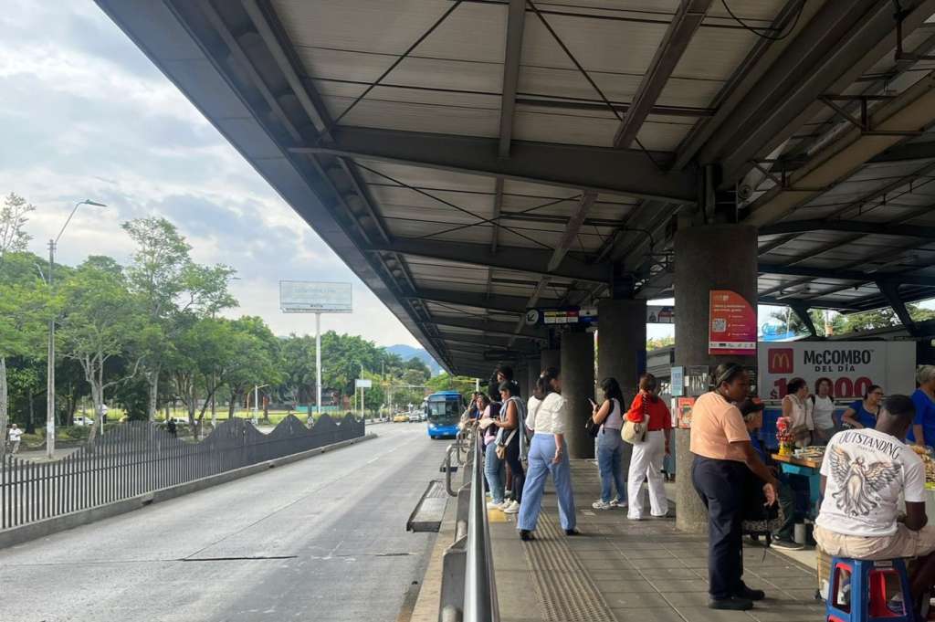 La administración distrital y Metro Cali avanzan en un modelo de integración del transporte bajo una misma lógica de operación y pago hacia 2027.