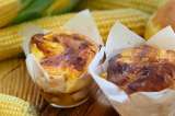 Muffins de mazorca con bocadillo y queso