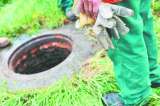Inician operativos de limpieza en alcantarillas de Bogotá