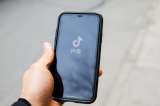 TikTok firmó acuerdo con Warner Music, ¿de qué se trata?