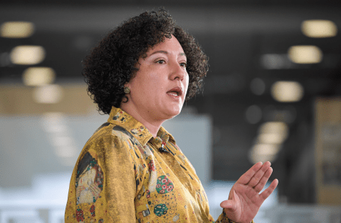 “La política en Antioquia está marcada por la hipocresía”: Zuleta sobre bandas en acto en Medellín