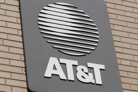 AT&T prestó "extraordinaria" colaboración para espiar el tráfico de internet