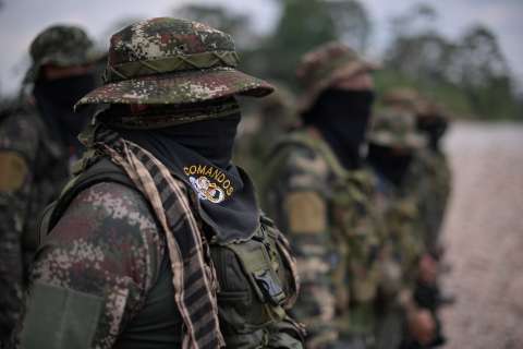 Comandos de Frontera: la disidencia bombardeada por EE. UU. y Ecuador en límite con Colombia