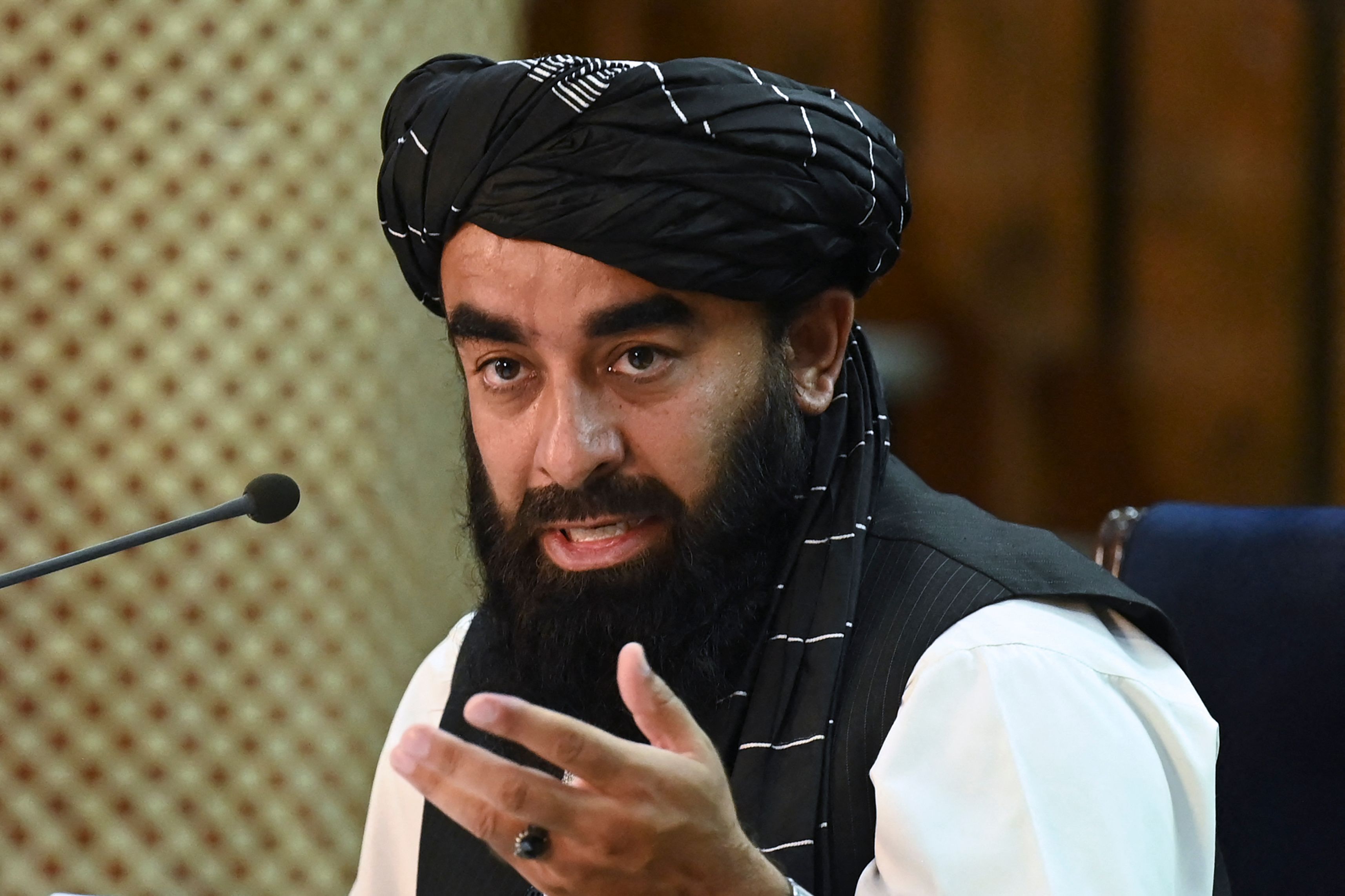 Zabihullah Mujahid, vocero de los talibanes, dio a conocer los nombres de las personas que forman parte del nuevo gobierno interino.