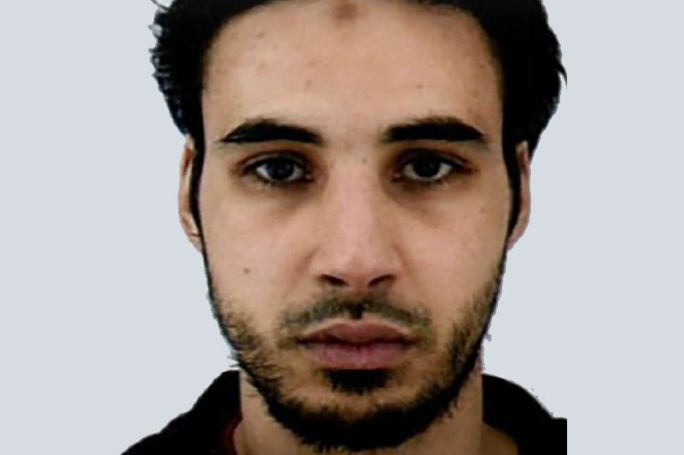 Este es Chérif Chekatt, el presunto terrorista de Estrasburgo que tiene en jaque a la policía francesa. / AFP