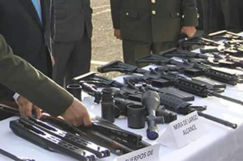 Desmantelan taller de ensamble de armas en un apartamento de Soacha