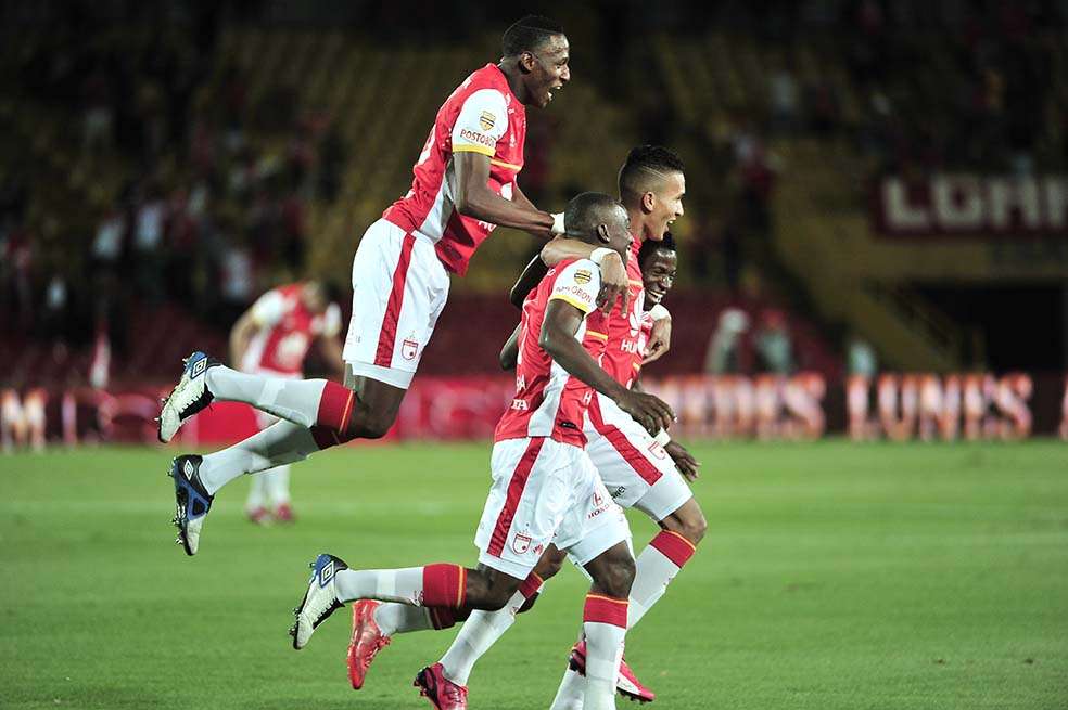 En condición de local, Independiente Santa Fe ha perdido dos partidos en la Liga Águila, ante Caldas y Cali. Acá celebran el primer gol ante Jaguares. / Óscar Pérez