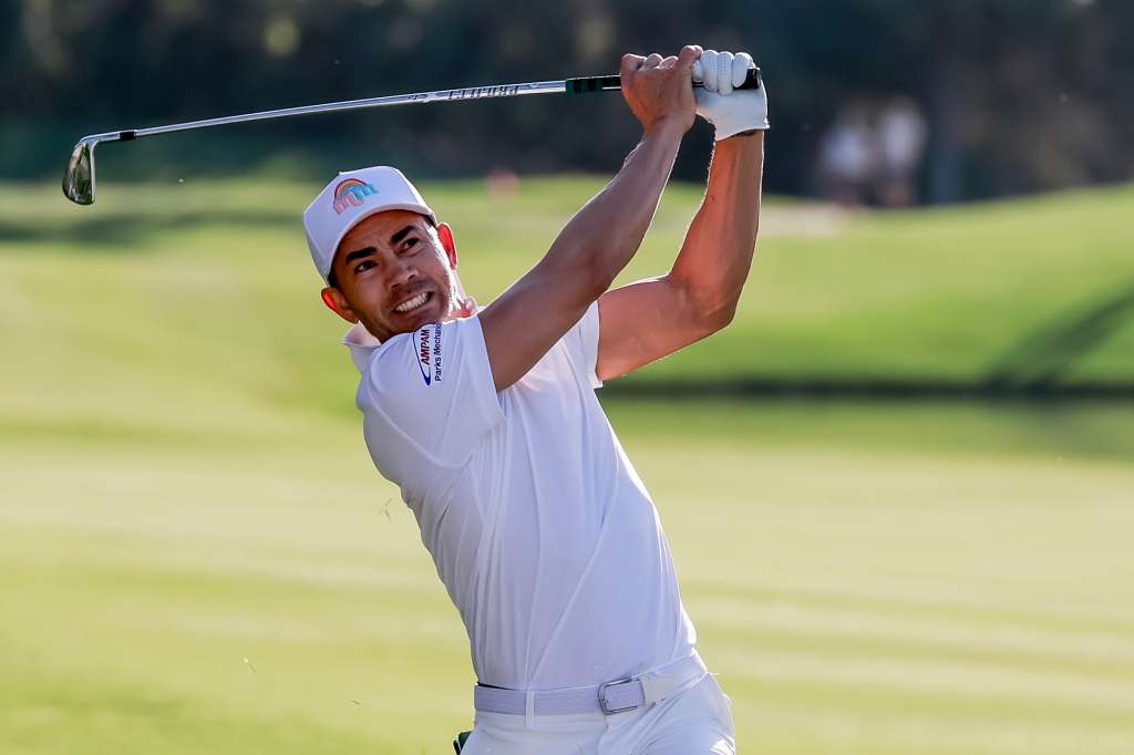 PONTE VEDRA BEACH (United States), 13/03/2025.- Camilo Villegas of Colombia hits from the rough on the seventh hole during the first round of The Players Championship golf tournament at TPC Sawgrass in Ponte Vedra Beach, Florida, USA, 13 March 2025. EFE/EPA/ERIK S. LESSER