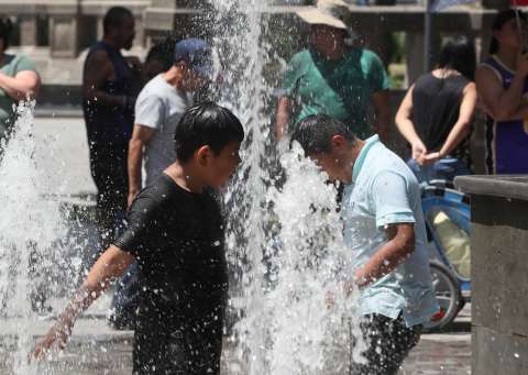 Las temperaturas extremas podrían tener efectos en el cerebro de un niño