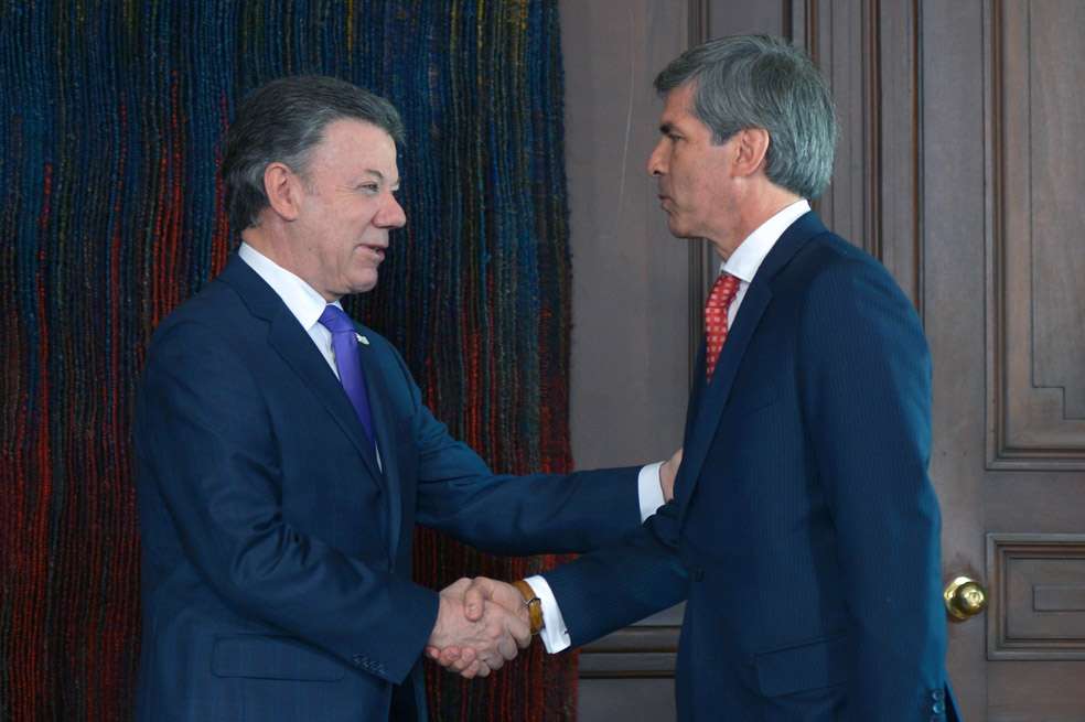 El presidente Santos y su nuevo ministro de Justicia, Yesid Reyes. / SIG
