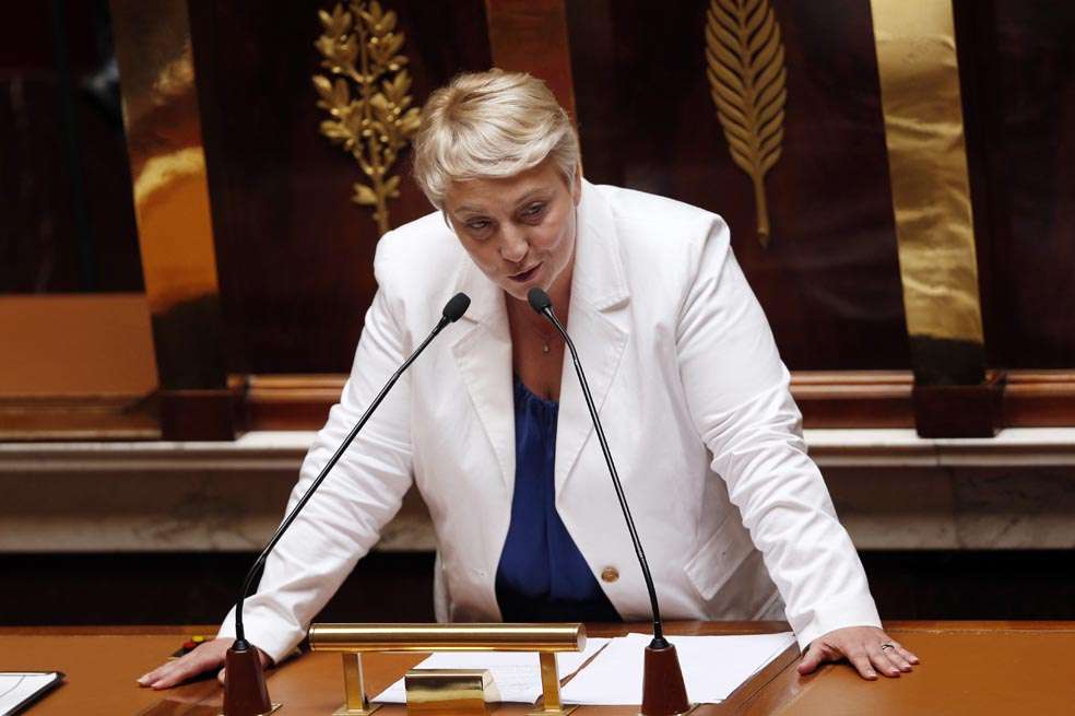 Pascale Boistard, secretaria de Estado para los derechos de las mujeres, se preguntó en su cuenta de Twitter: “¿Es el rosa es un color de lujo?” e inició una investigación. / AFP