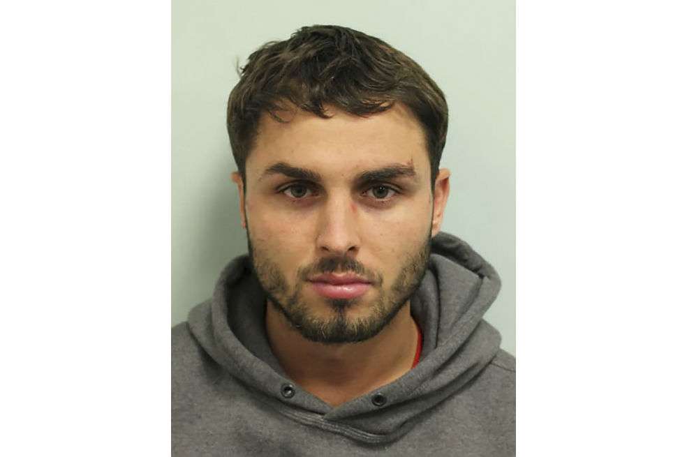 Arthur Collins, el atacante.
