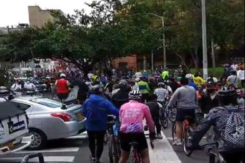 Aglomeraciones en Bogotá por final de la Vuelta a Colombia