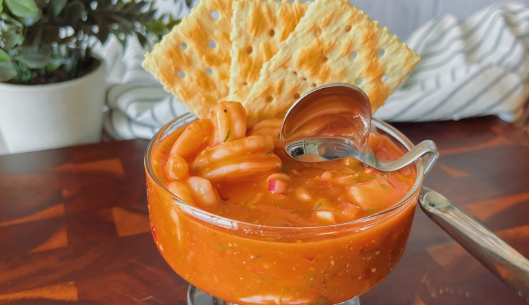 Receta para hacer un cóctel de camarones en 20 minutos