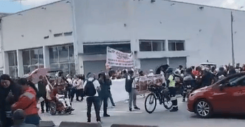 “No hay opciones”, vendedores informales protestan contra nuevo decreto de la Alcaldía