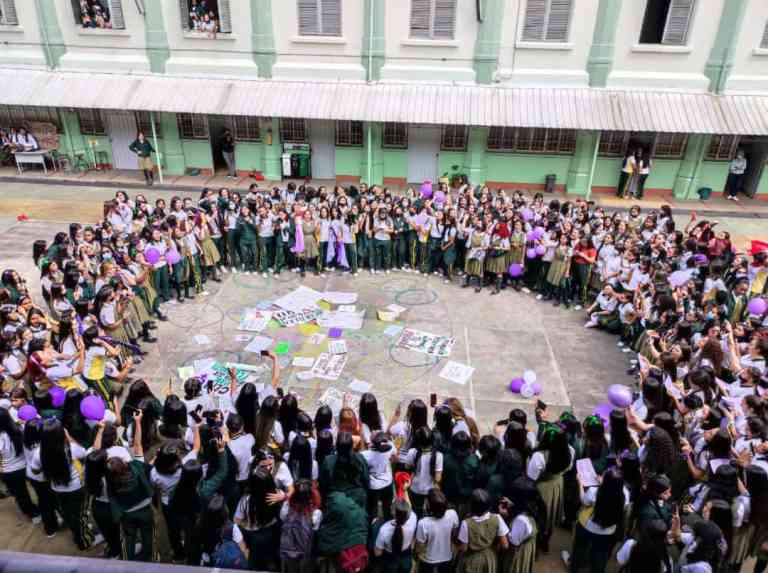¿Qué sucede en el CEFA, el colegio donde sus alumnas se rebelaron contra el acoso?