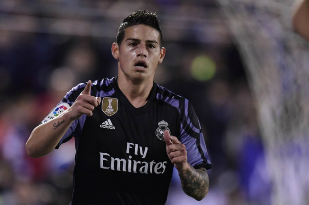 James Rodríguez fue convocado por Zidane para el partido contra Sporting de Gijón. / AFP