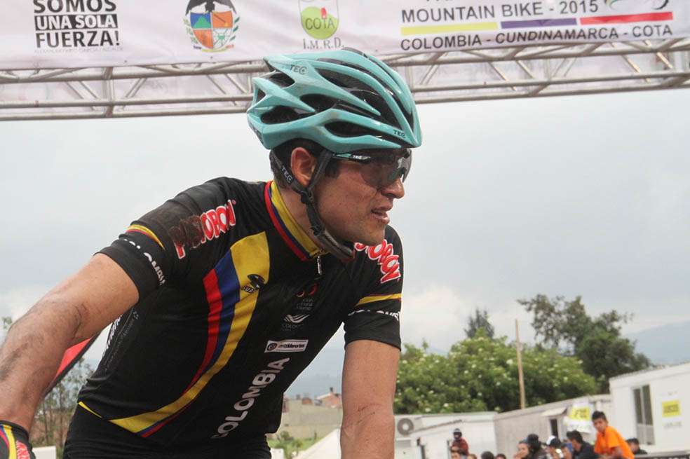 Leonardo Páez obtuvo el primer cupo para Colombia a Río 2016 en ciclomontañismo al llegar segundo en el pasado Panamericano de Cota. Cortesía Fedeciclismo