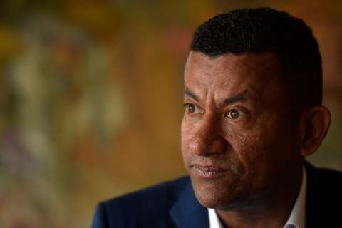 Mesa de paz con Comuneros del Sur rechaza acusaciones de Uribe contra gobernador de Nariño