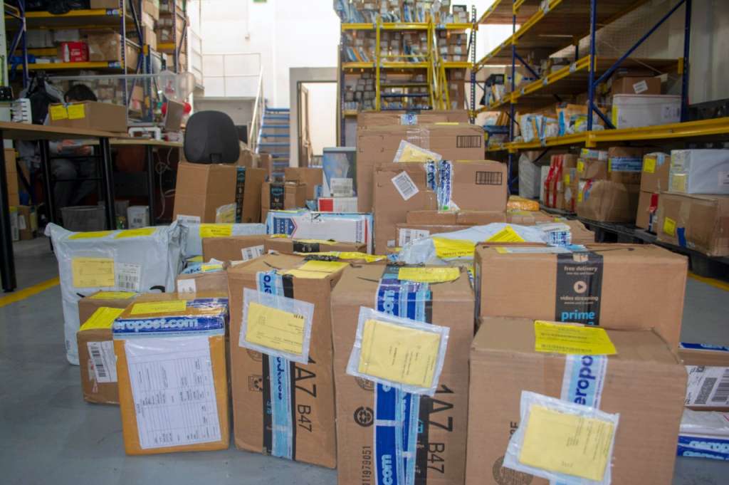 Algunos artículos cuentan con algunas restricciones de envío a través de los casilleros virtuales.