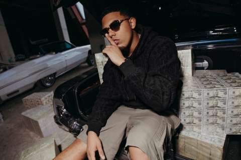 Mike Towers presenta “Cuenta”, su nuevo himno