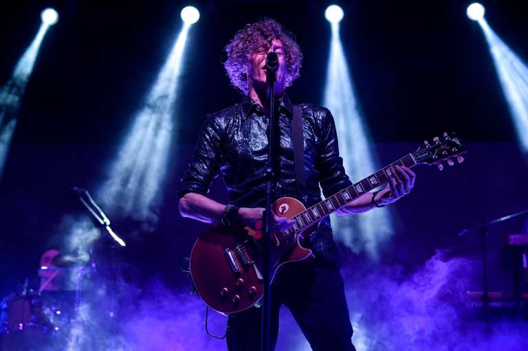 Roberto Musso, compositor, vocalista y líder del Cuarteto de Nos, cantó en Tunja grandes éxitos como “El hijo de Hernández”, “Cuando sea grande”, “Lo malo de ser bueno”, “Yendo a la casa de Damián”, “No llora”, “Mario Neta”, entre otros.
