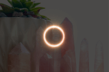 El 2 de octubre llega el eclipse solar anular ¡No olvides esconder tus cuarzos!