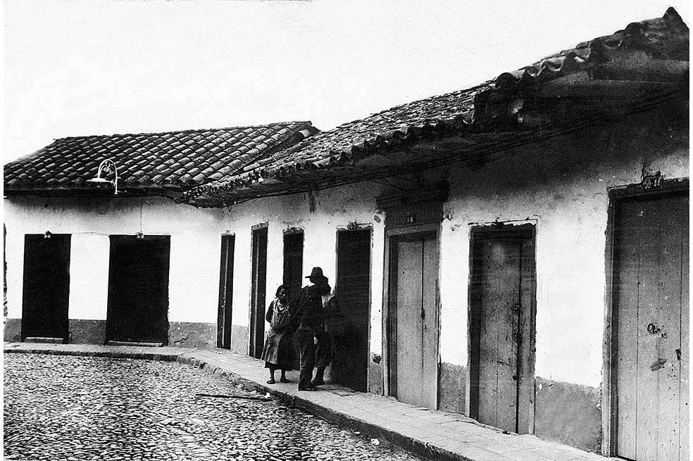 Archivo / En la calle de “El Codo”, en Medellín, comenzó El Espectador.