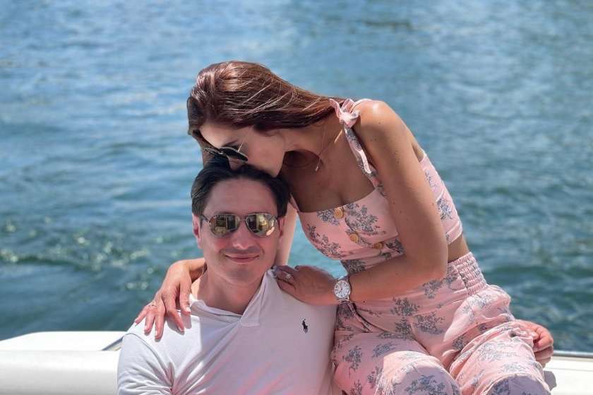 ¿Quién es Alejandro Serrano esposo de Alejandra Giraldo de Noticias Caracol?