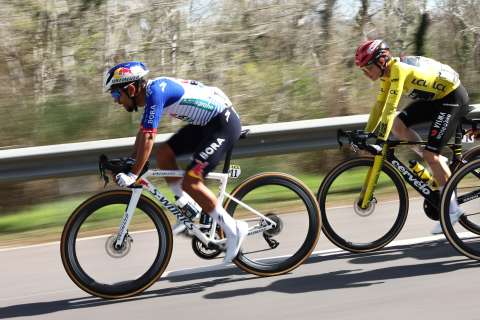 Daniel Felipe Martínez, el ciclista que nadie ve