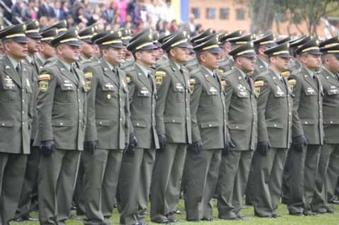 Piden a Santos aprovechar crisis en la Policía para direccionar esa institución hacia el posconflicto