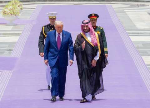 Trump en Medio Oriente: un viaje de tratos comerciales, no de diplomacia