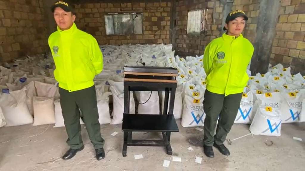 Las sustancias psicoactivas iban a ser trasladadas a otros departamentos de Colombia para su comercialización.