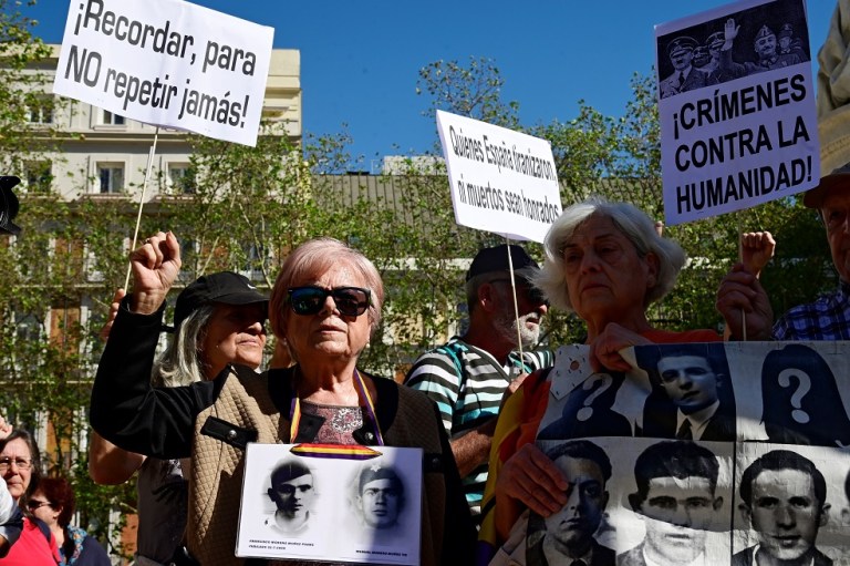 España busca desclasificar los documentos secretos de la dictadura de Franco