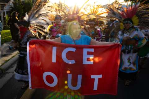 ICE le dispara a un migrante venezolano en Texas y desata de nuevo la indignación