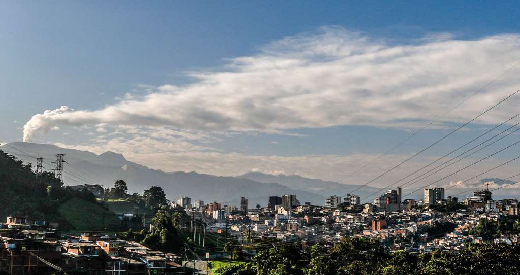 Volcán Nevado del Ruiz alerta naranja