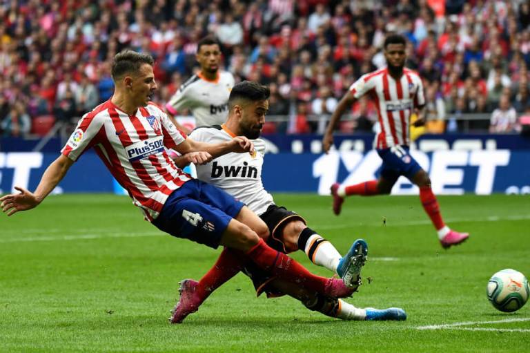 Santiago Arias volvió con nivel de selección