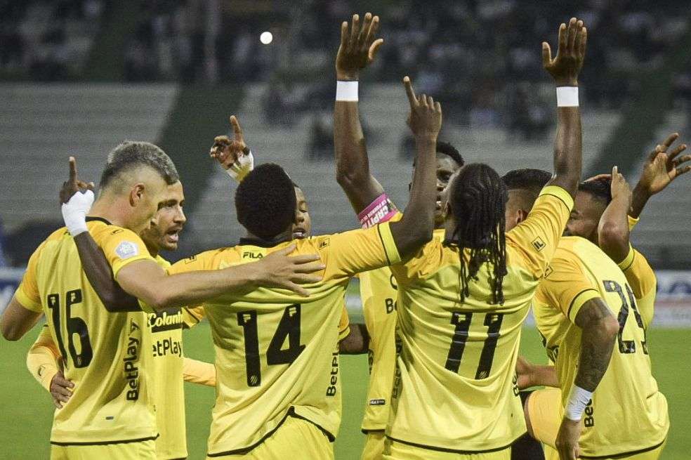 Con gol de Hugo Rodallega, Santa Fe venció a Once Caldas y clasificó a los cuadrangulares de la Liga BetPlay.