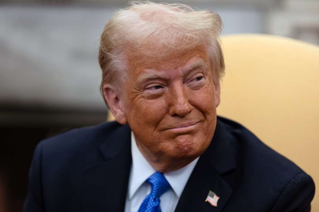 WASHINGTON (United States), 07/02/2025.- US President Donald Trump meets with Japanese Prime Minister Shigeru Ishiba, in the Oval Office in the Oval Office at the White House in Washington, DC, USA, 07 February 2025. (Japón) EFE/EPA/ANNA ROSE LAYDEN / POOL
