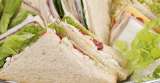 Receta del día: Sándwich de queso, pollo y champiñones